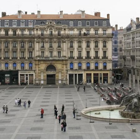 Nocnoc L'Aramis Apartment Lyon Bagian luar foto